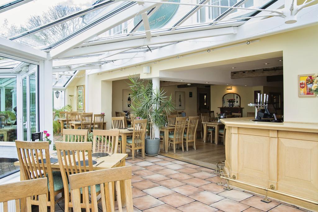 Waveney House Hotel Beccles Kültér fotó