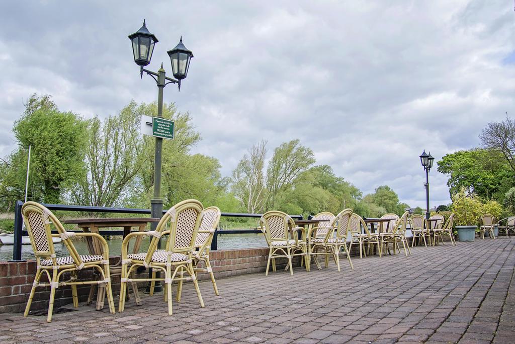 Waveney House Hotel Beccles Kültér fotó