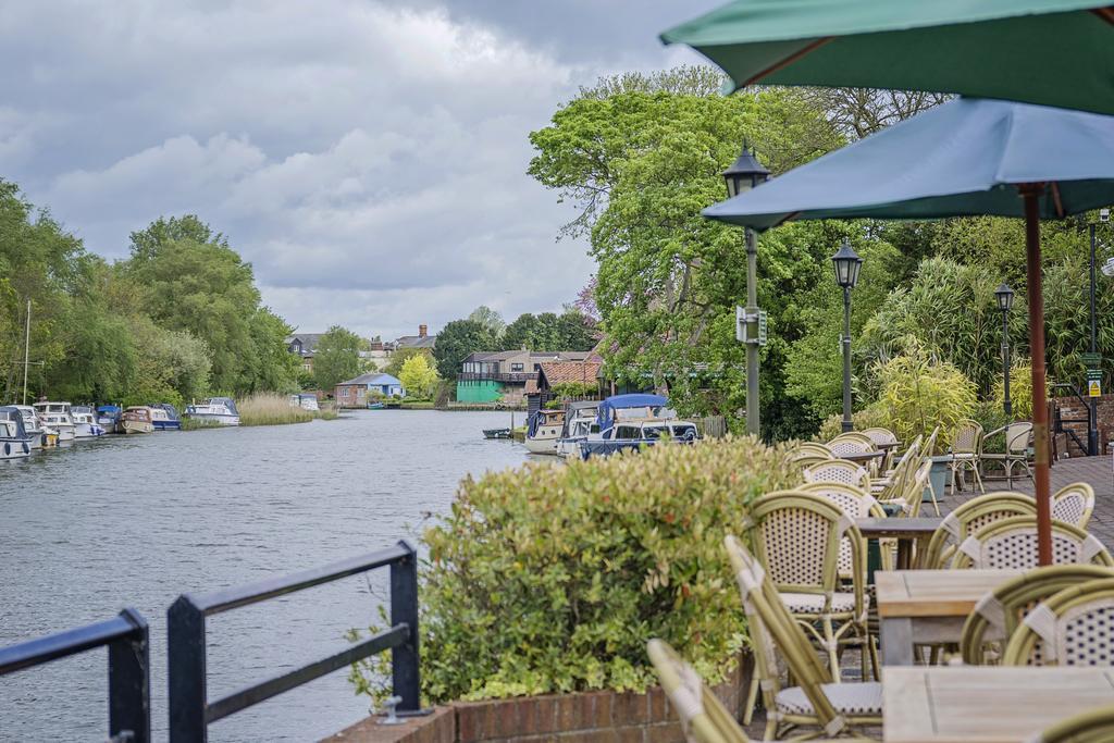 Waveney House Hotel Beccles Kültér fotó