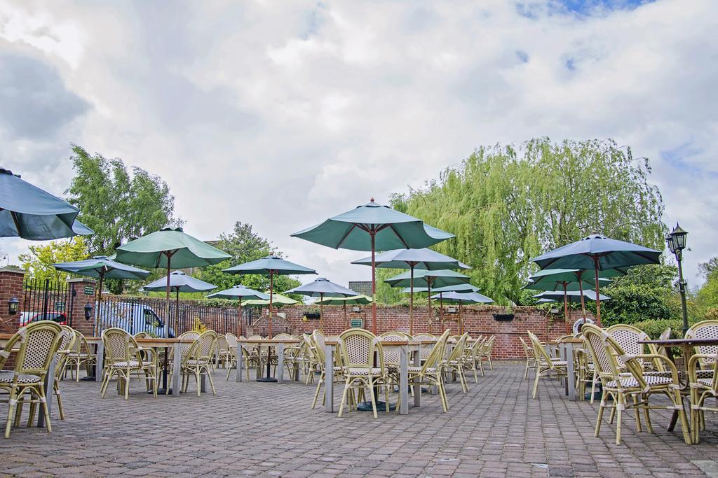 Waveney House Hotel Beccles Kültér fotó